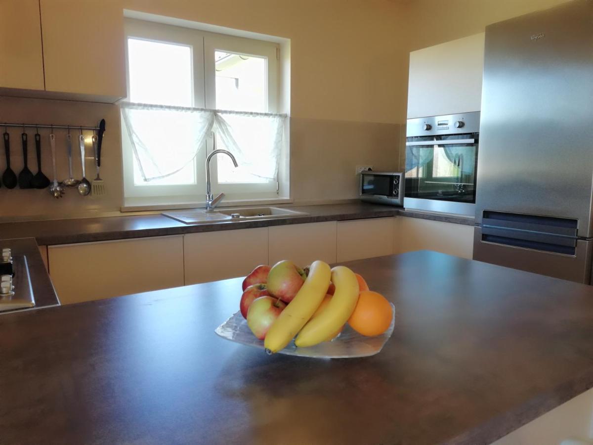 Apartman Nikola Ladrovici Eksteriør billede