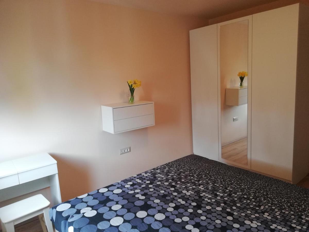 Apartman Nikola Ladrovici Eksteriør billede